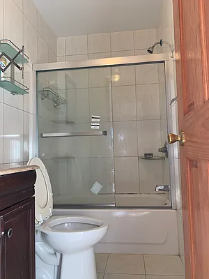 Rented by Gosen Properties | media 8