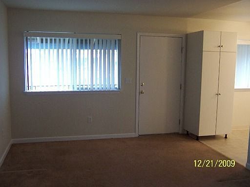 3rd image of 365 Saratoga Ave APT 12