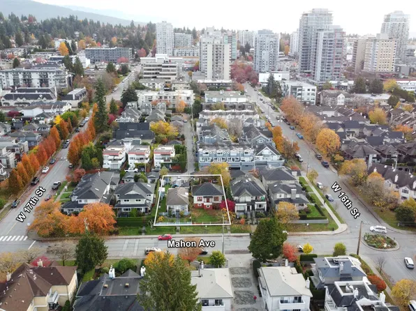 1632 Mahon Ave, North Vancouver, BC V7M 2S8