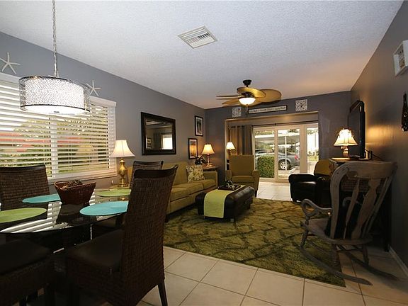 5th image of 2060 Marilyn St APT 120