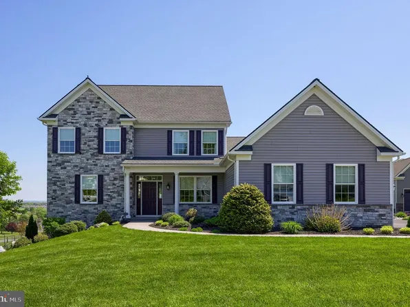 217 Hauer Ter, Spring Grove, PA 17362
