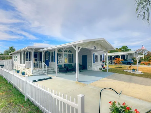 809 Lychee Dr, Barefoot Bay, FL 32976