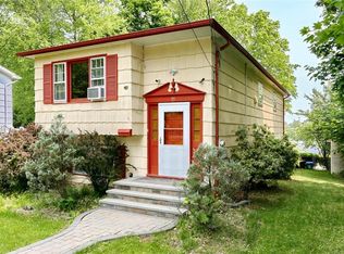 95 S Conger Ave, Congers, NY 10920