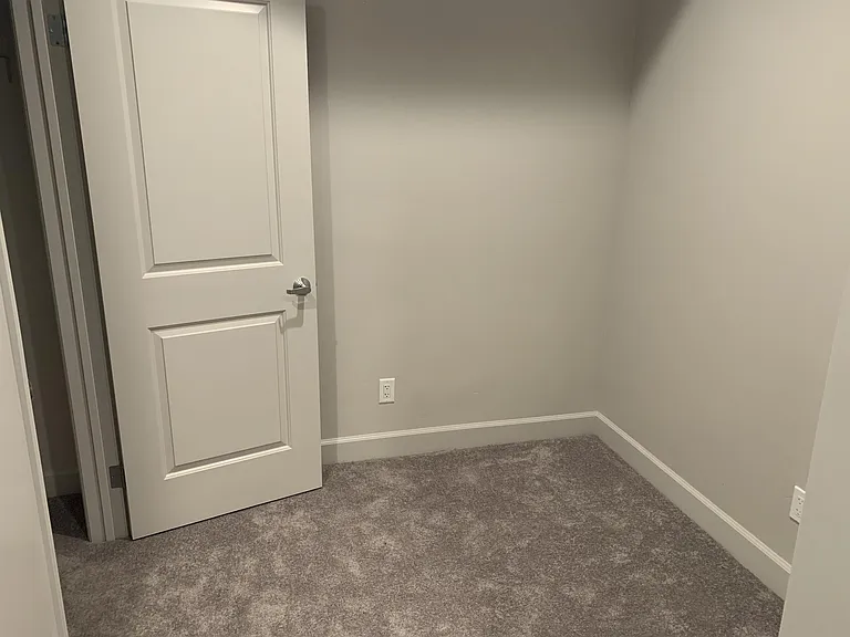 3220 Broad St #111 — Photo 8