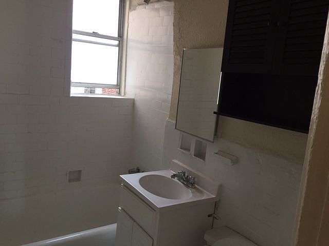 1st image of 170 Fenimore St APT E5