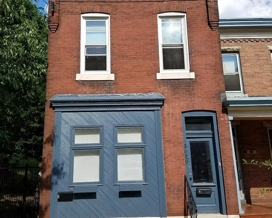 3630 Midvale Ave #2