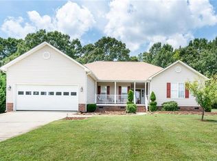 210 Foxcress Dr, Salisbury, NC 28147