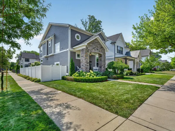 1992 Holland St, Birmingham, MI 48009