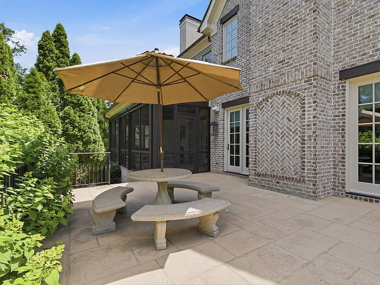 4533 Alcott Dr — Photo 73