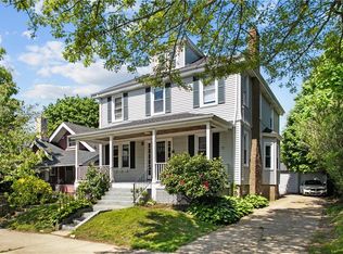 512 Broadway, Newport, RI 02840