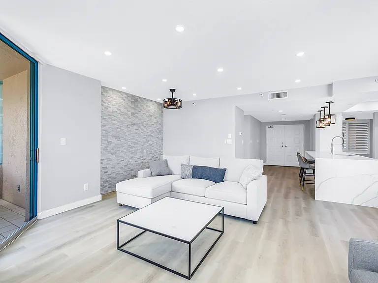 1520 Gulf Blvd #906 — Photo 19