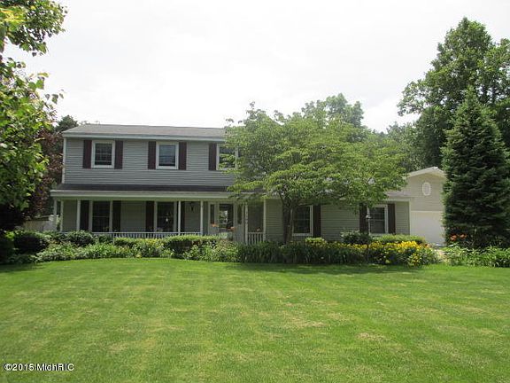 2nd image of 1290 Heather Dr