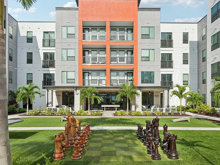 The Centro Apartments — Photo 33