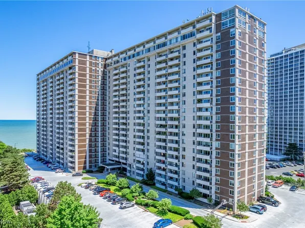 12900 Lake Ave APT 624, Lakewood, OH 44107