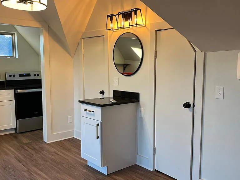 1509 N Everest Ave — Photo 4