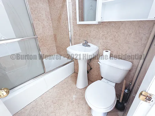 Rented by Highline Residential | media 7