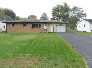 980 Wedgewood Rd, Saint Joseph, MI 49085