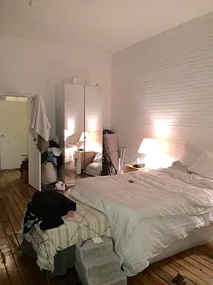 Rented by Brick Real Estate | media 31