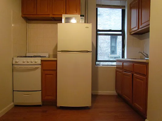 Rented by Landmark Real Estate | media 17