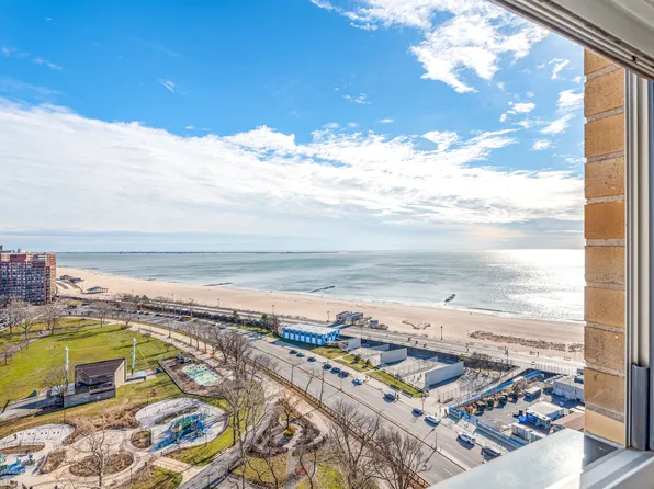 501 Surf Avenue image 11 of 12