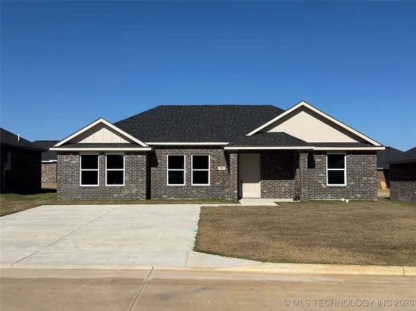 508 Honeysuckle Ln, Madill, OK 73446