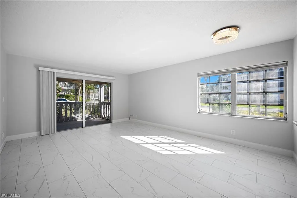 1 bed, 1.0 bath, 750 sqft, $2,500 — Photo 3