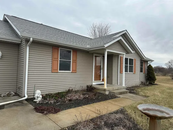 16248 Tropicana Ave, Goshen, IN 46528