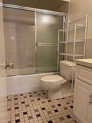 4th image of 31-20 33rd St #2