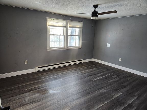 4th image of 30 Merrimack Rd