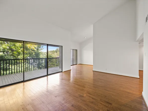 750 Shaker Dr APT 505, Lexington, KY 40504