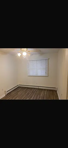 17 Westwood Ave #1A Photo 1