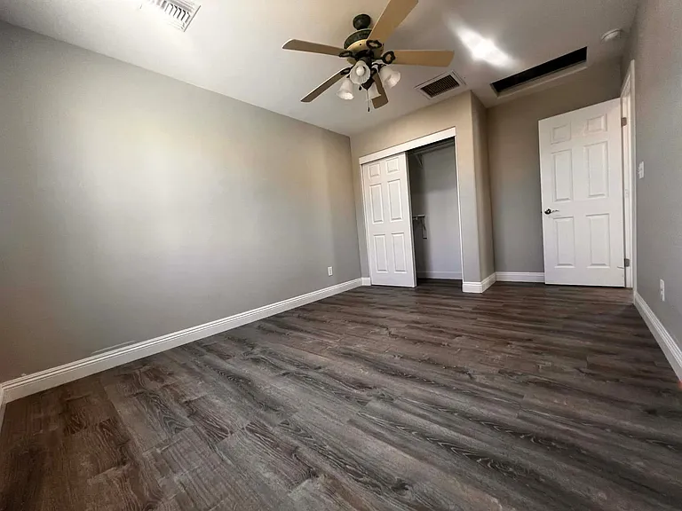 396 Riverfront Dr — Photo 95