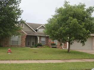 11214 E 122nd Ct N, Collinsville, OK 74021