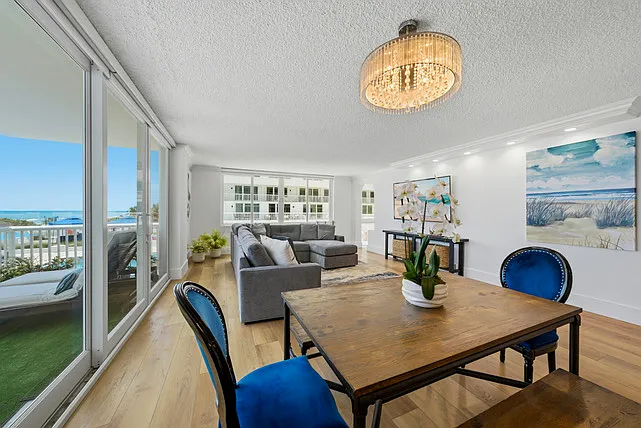 2 bed, 1430 sqft, $7,976 — Photo 3