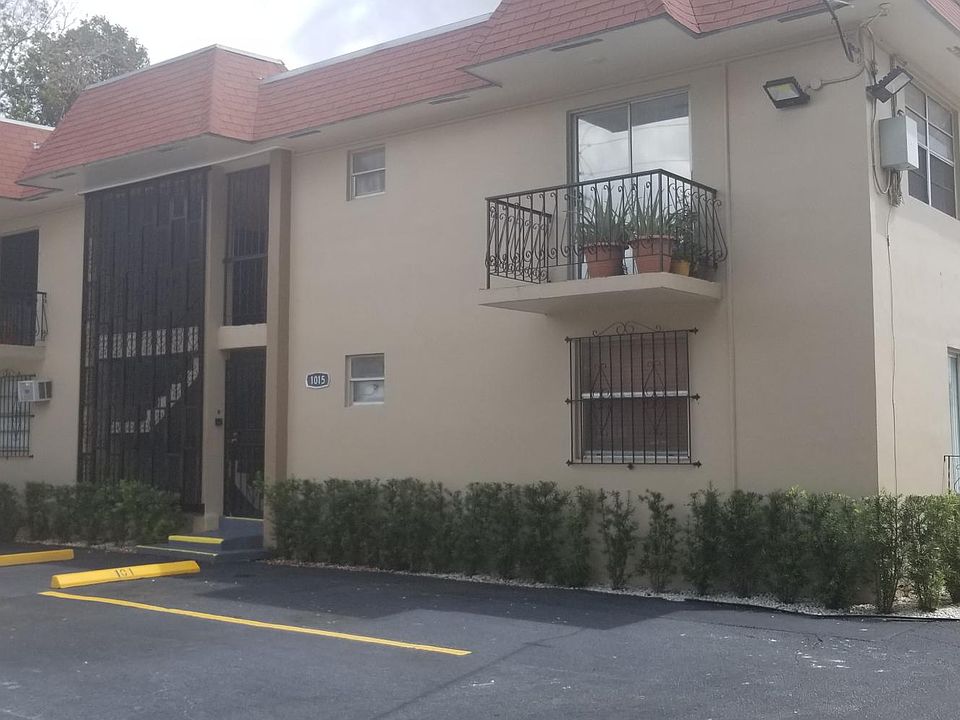 1st image of 1015 NW 45th Ave APT 107