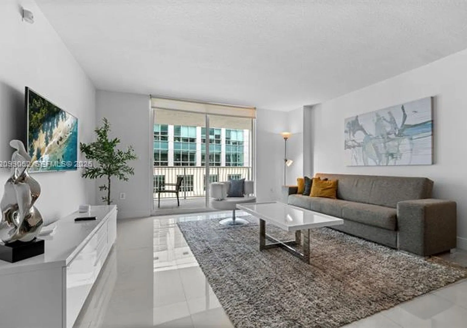 1200 Brickell Bay Dr cu-3908, Miami, FL 33131 — Photo 4