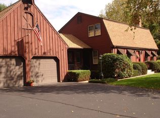 31 Shadow Ln, Cromwell, CT 06416