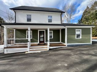 81 Stuart St, Gardner, MA 01440