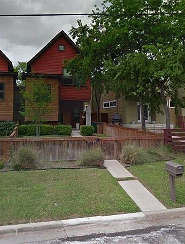 2nd image of 2002 E 13th St #B