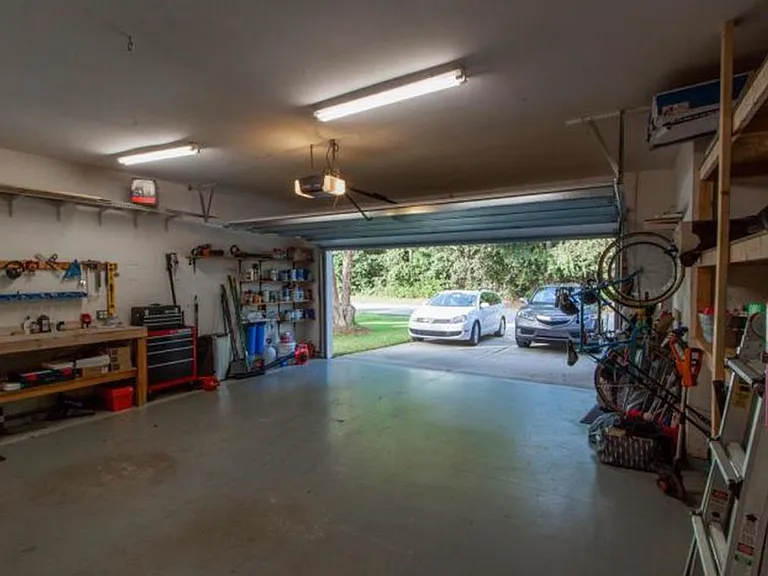 545 Pritchards Point Dr — Photo 27