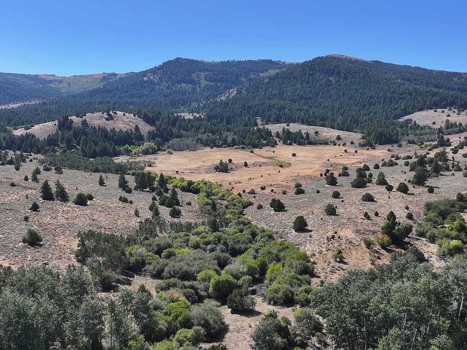 1st image of 1200 S Lands Creek Rd
