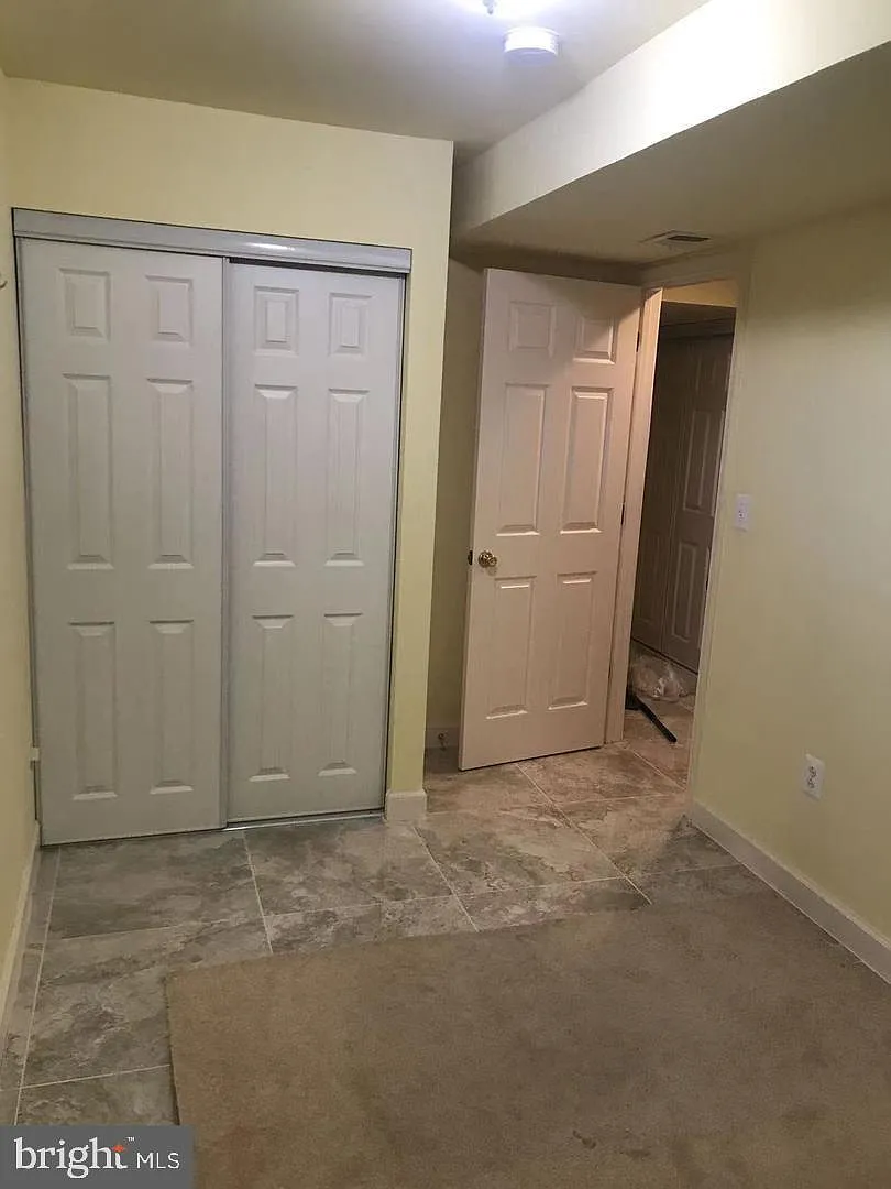 5 bed, 2.5 bath, 1476 sqft, $2,800 — Photo 3