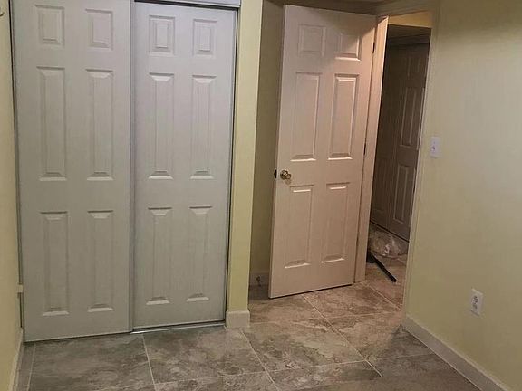 3rd image of 18621 Woodgate Pl