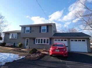 709 Shirley Pkwy, Piscataway, NJ 08854