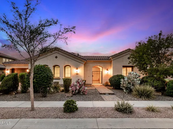 208 W ALAMOSA Drive, Chandler, AZ 85248