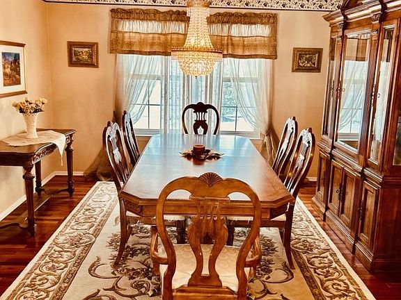 5th image of 33 Bennett Rd