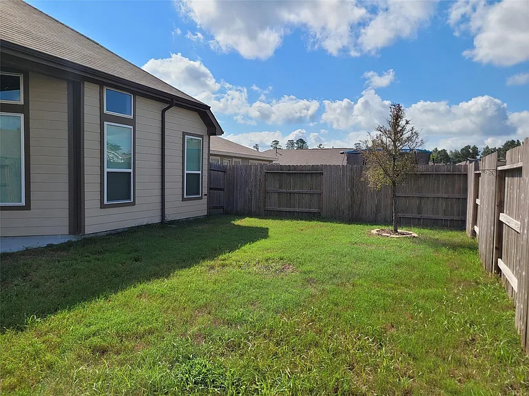 1128 Swinford Ct — Photo 12