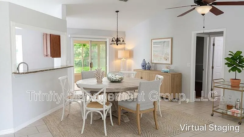 3 bed, 2.0 bath, 1323 sqft, $1,649 — Photo 3