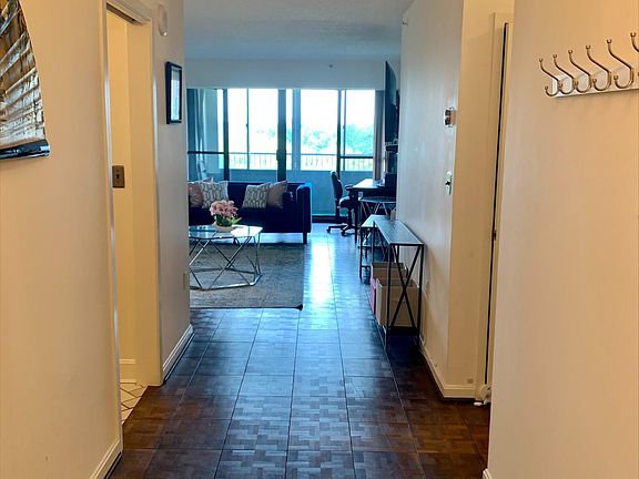 2nd image of 1300 Crystal Dr APT 704S