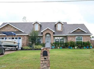 5619 Pinetree Rd, Panama City, FL 32404